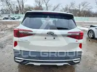 2021 KIA Seltos фото