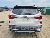 2021 KIA Seltos photo
