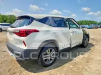 2021 KIA Seltos photo