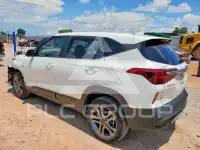 2021 KIA Seltos photo