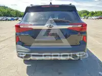 2021 KIA Seltos photo