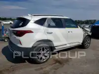 2021 KIA Seltos photo