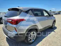 2021 KIA Seltos фото