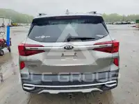 2021 KIA Seltos фото