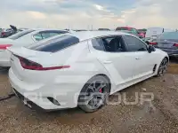2021 KIA Stinger photo