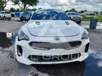 2021 KIA Stinger фото