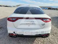 2021 KIA Stinger photo