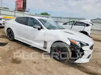 2021 KIA Stinger фото