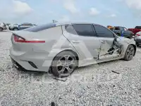 2021 KIA Stinger photo