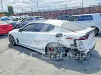 2021 KIA Stinger photo