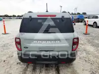 2021 Ford BRONCO photo
