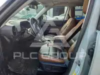 2021 Ford BRONCO photo