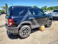 2021 Ford BRONCO photo