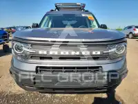 2021 Ford BRONCO photo