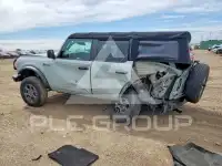 2021 Ford BRONCO photo