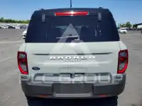 2021 Ford BRONCO photo