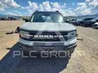 2021 Ford BRONCO photo