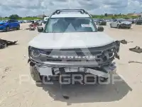 2021 Ford BRONCO photo