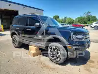 2021 Ford BRONCO photo