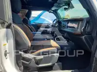 2021 Ford BRONCO photo