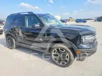 2021 Ford BRONCO photo
