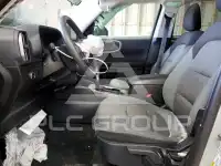 2021 Ford BRONCO photo