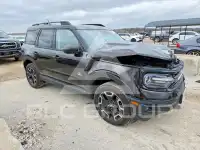 2021 Ford BRONCO photo