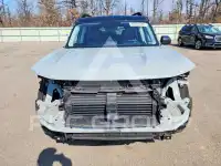 2021 Ford BRONCO photo