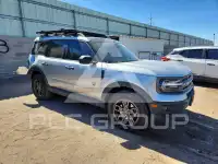 2021 Ford BRONCO photo