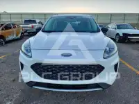 2021 Ford ESCAPE photo
