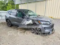 2021 Ford ESCAPE photo