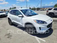 2021 Ford ESCAPE photo