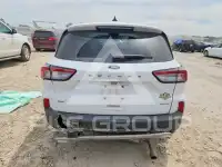 2021 Ford ESCAPE photo