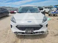 2021 Ford ESCAPE photo