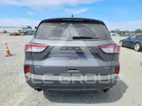 2021 Ford ESCAPE photo