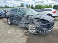 2021 Ford ESCAPE photo