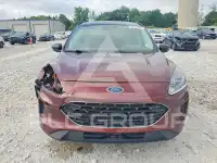 2021 Ford ESCAPE photo