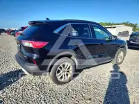 2021 Ford ESCAPE photo