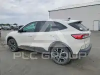 2021 Ford ESCAPE photo
