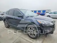 2021 Ford ESCAPE photo