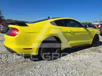 2021 Ford MUSTANG photo