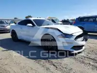 2021 Ford MUSTANG photo