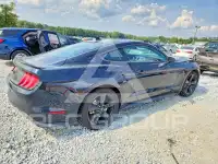2021 Ford MUSTANG фото