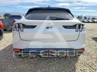 2021 Ford MUSTANG photo