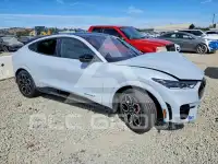 2021 Ford MUSTANG photo