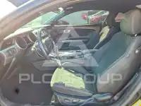 2021 Ford MUSTANG photo