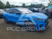 2021 Ford MUSTANG photo
