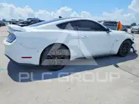 2021 Ford MUSTANG photo