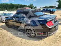 2021 Ford MUSTANG фото