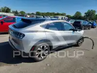 2021 Ford MUSTANG фото